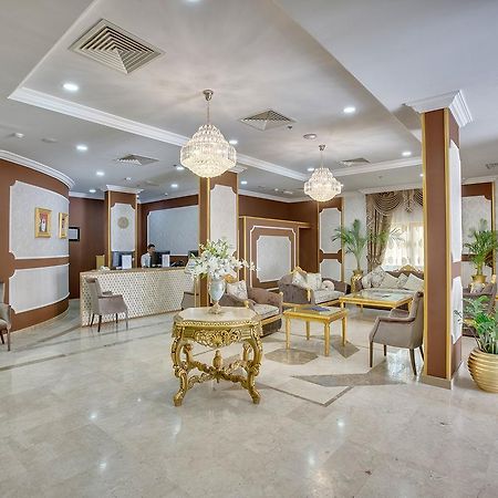 Royal Hotel Sharjah Buitenkant foto